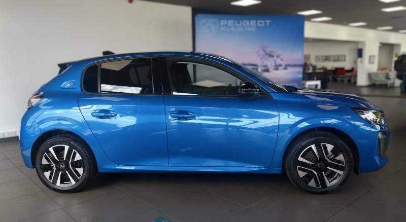 Peugeot e-208 100Kw Allure 50Kwh Blue #2