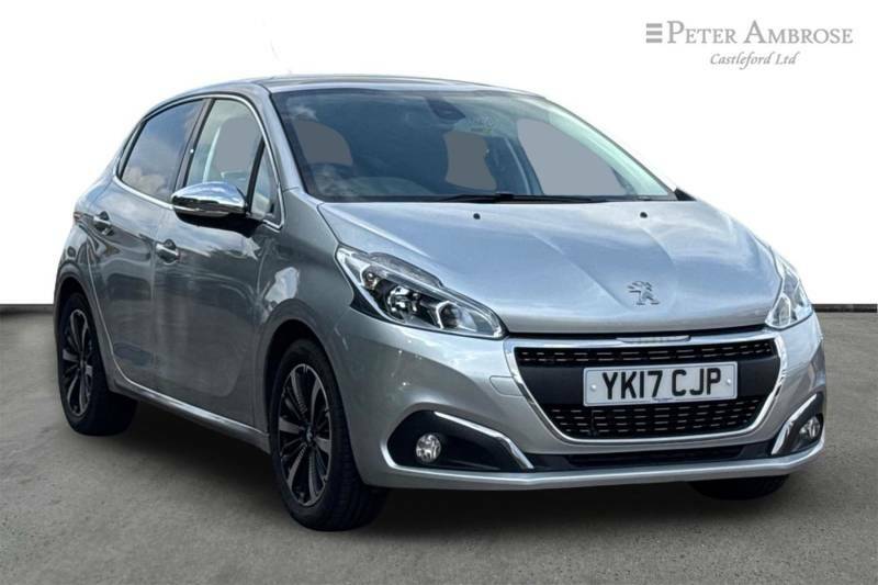 Peugeot 208 1.2 Puretech Allure Premium - 2017 17 Silver