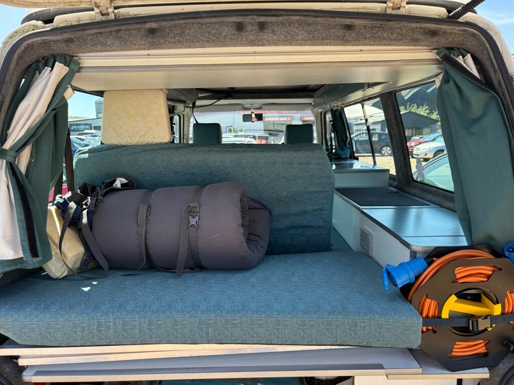 Volkswagen Transporter -- #5