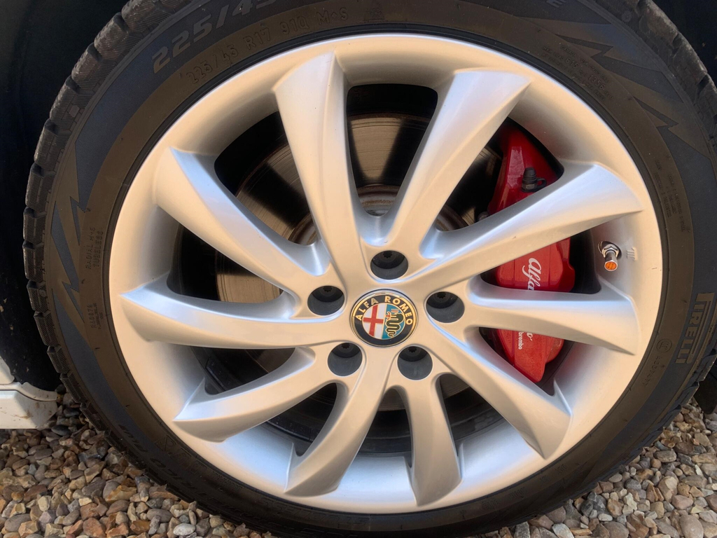 Alfa Romeo Giulietta Hatchback Black #30
