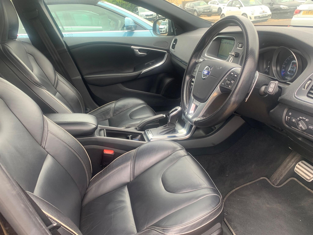 Volvo V40 R- Design T5 #5