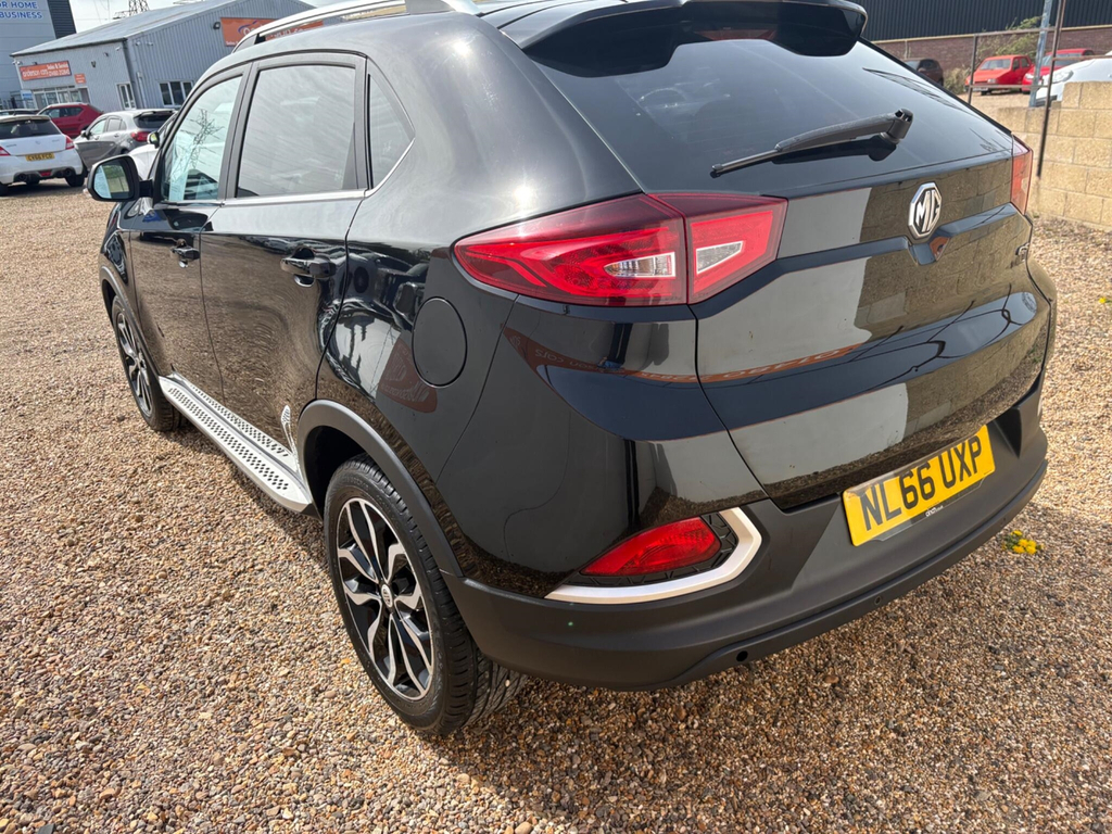 MG GS Suv 1.5 Tgi Exclusive 2016 White #5
