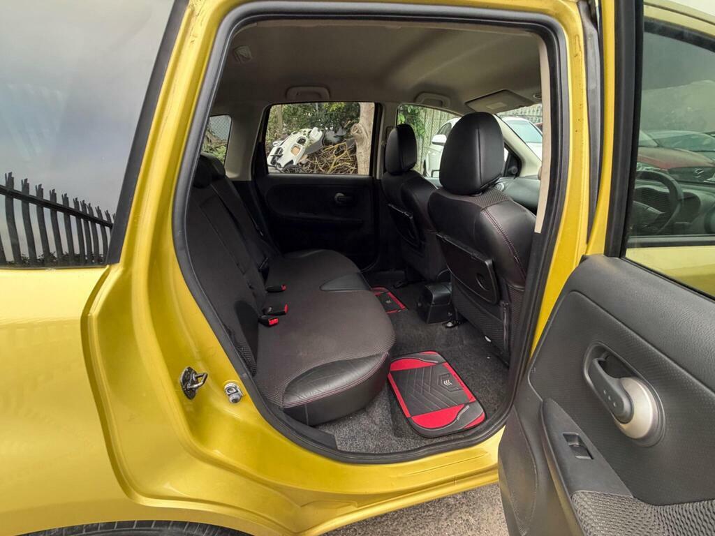 Nissan Note Acenta Silver #36