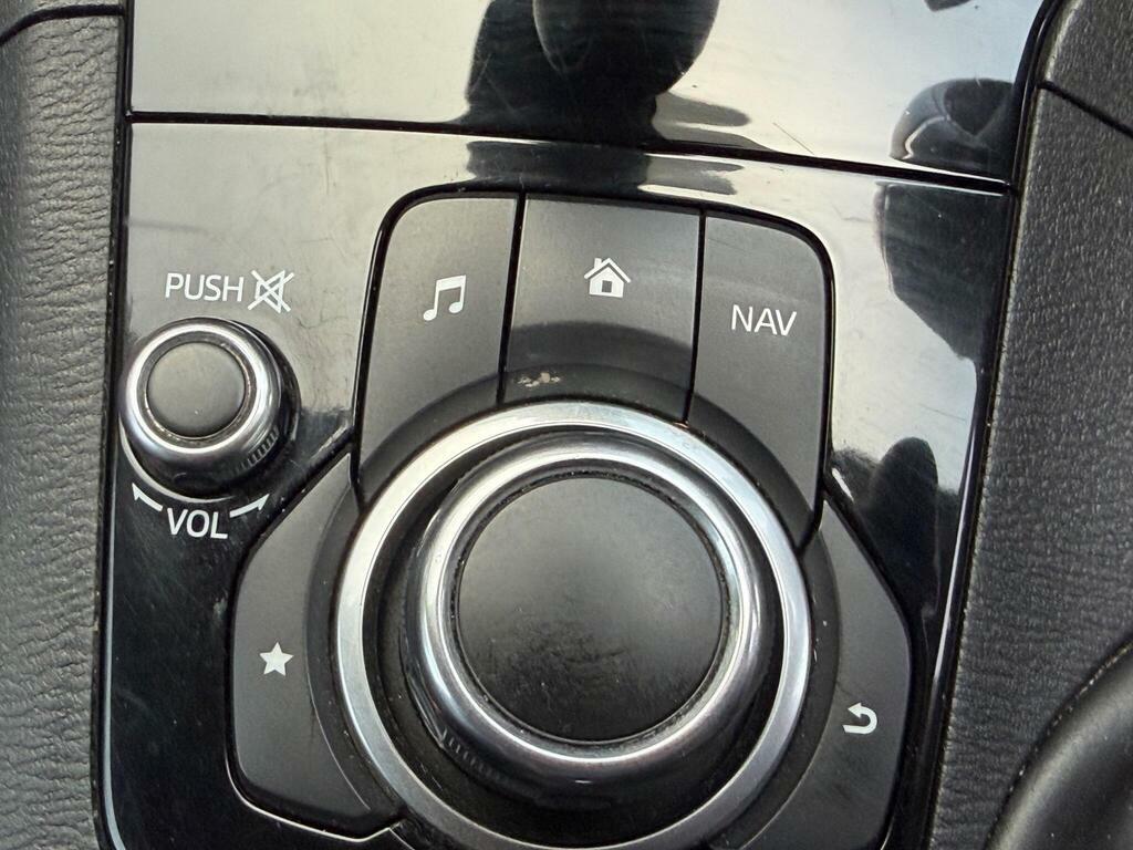 Mazda 3 2.0 Skyactiv Red #26