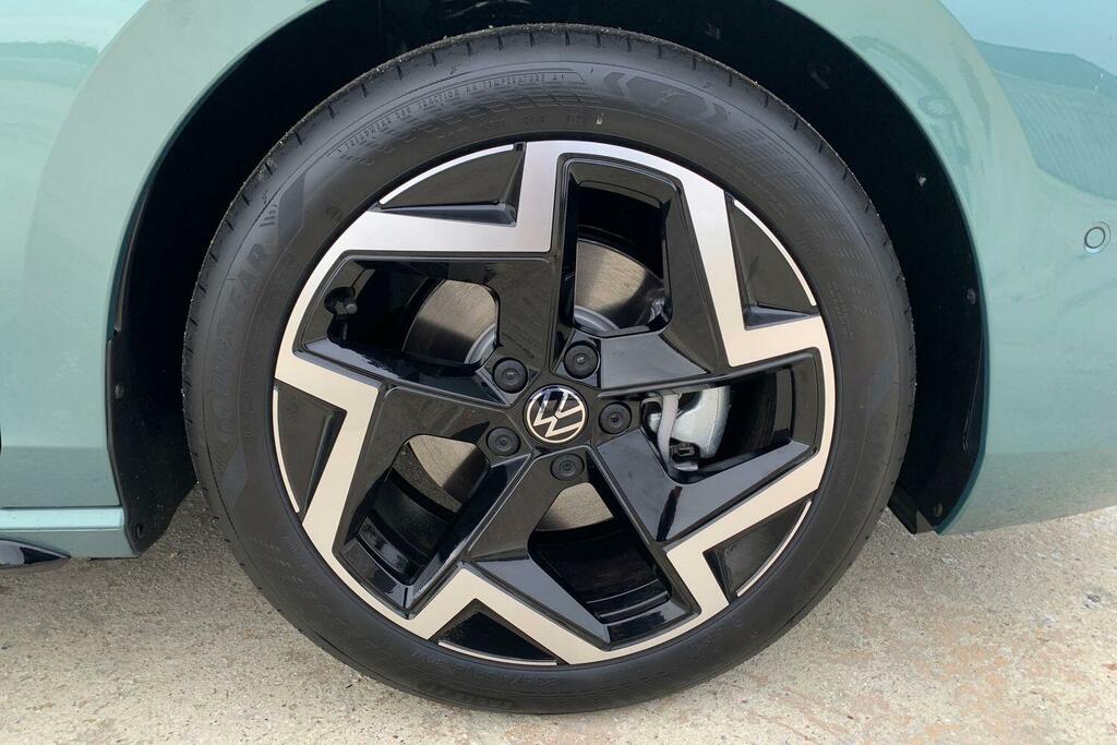 Volkswagen Passat 1.5 Etsi R-line Dsg Green #5