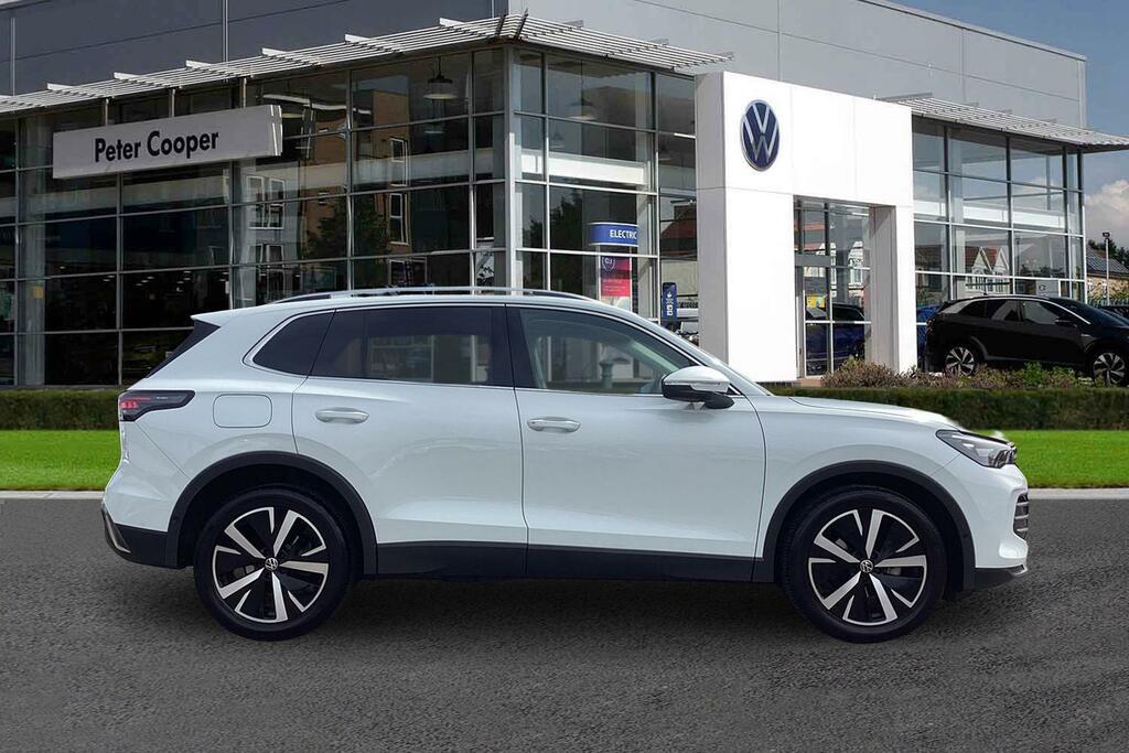 Volkswagen Tiguan 1.5 Etsi 150 Elegance Dsg HN74RXW White #4