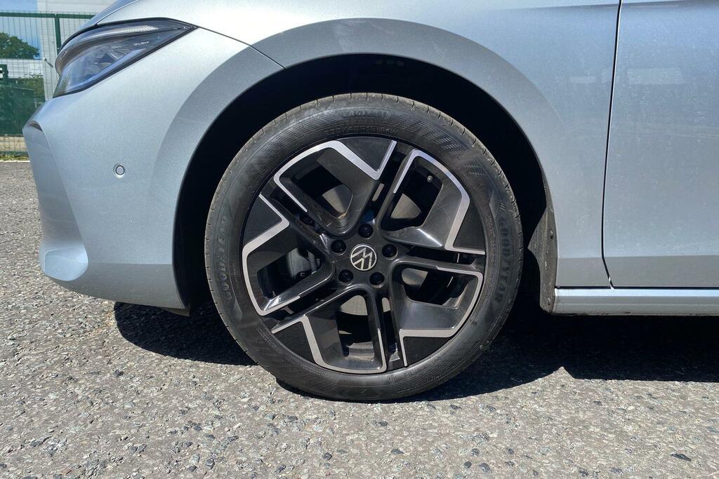 Volkswagen Passat 1.5 Etsi Elegance Dsg HT75PTO Silver #5