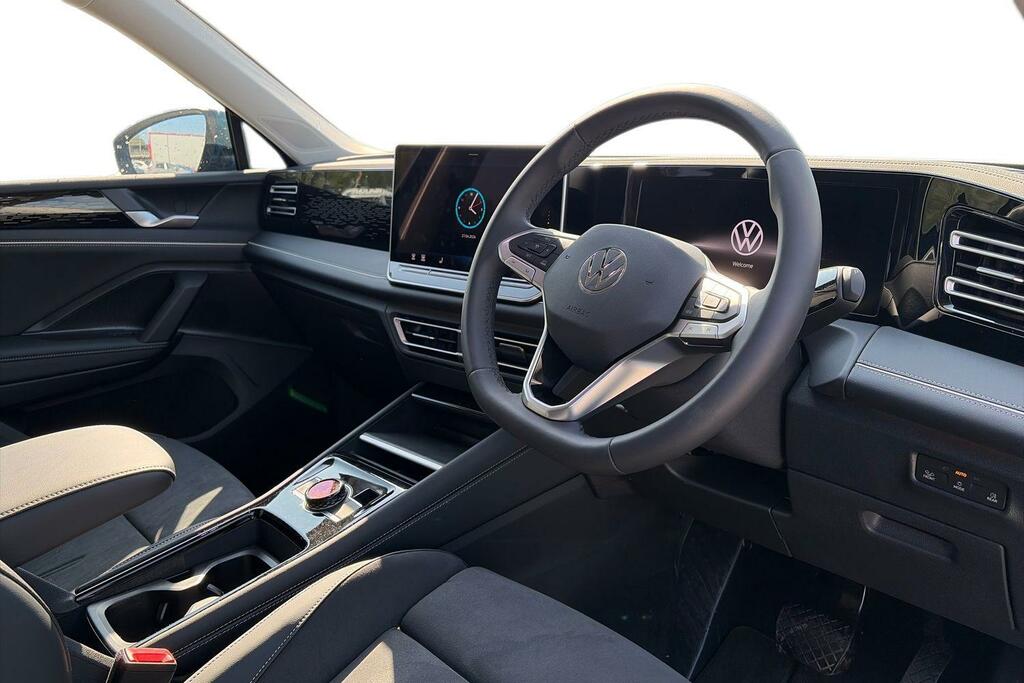 Volkswagen Tiguan 1.5 Etsi 150 Elegance Dsg HT75VDO #6