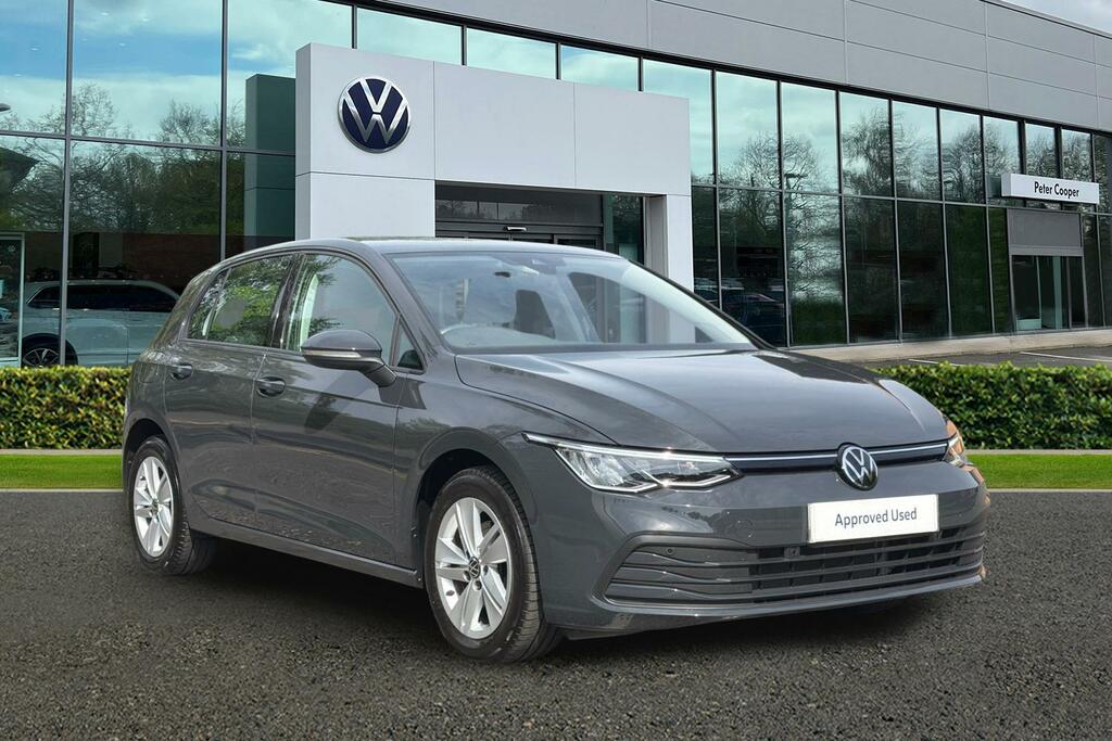 Volkswagen Golf 1.5 Tsi Life 