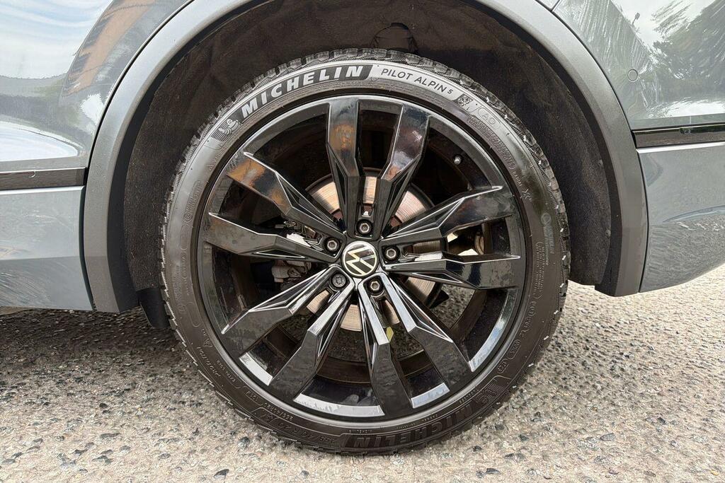 Volkswagen Tiguan 1.5 Tsi 150 Black Edition Dsg MK24WDZ #5