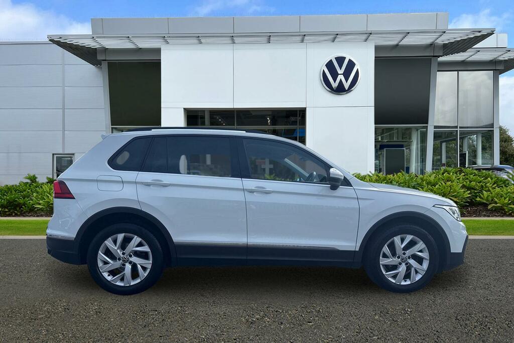 Volkswagen Tiguan 1.5 Tsi 150 Life MM21ZXF #4