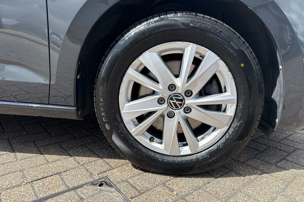 Volkswagen Touran 1.5 Tsi 150Ps Sel Evo Dsg Black #5