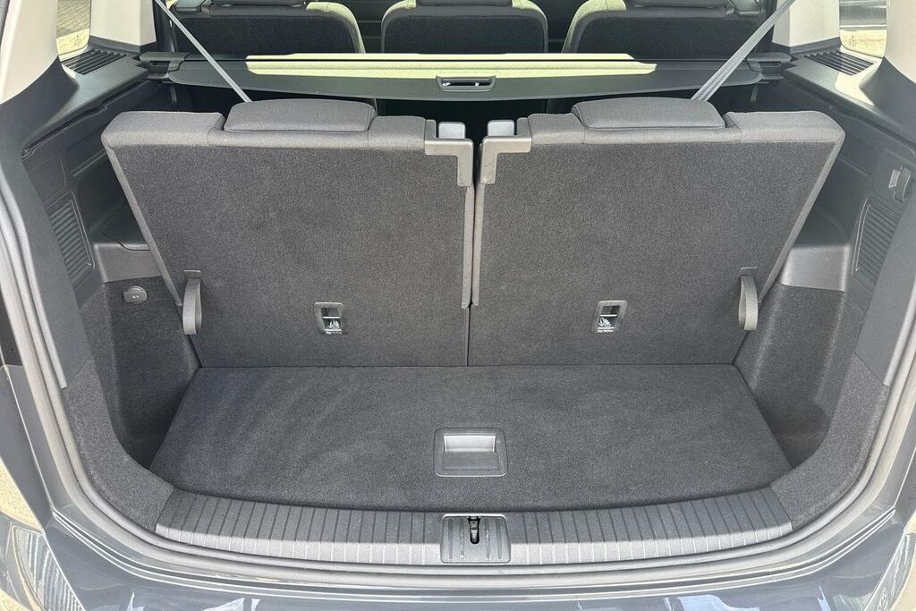 Volkswagen Touran 1.5 Tsi 150Ps Sel Evo Dsg Black #11