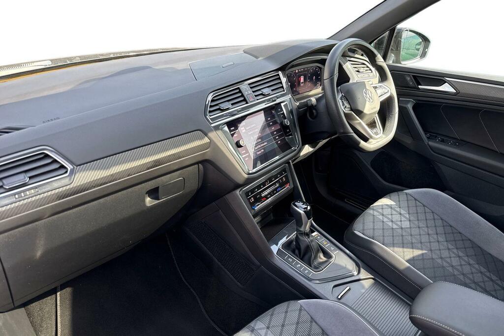 Volkswagen Tiguan 1.5 Tsi 150 Black Edition Dsg #2