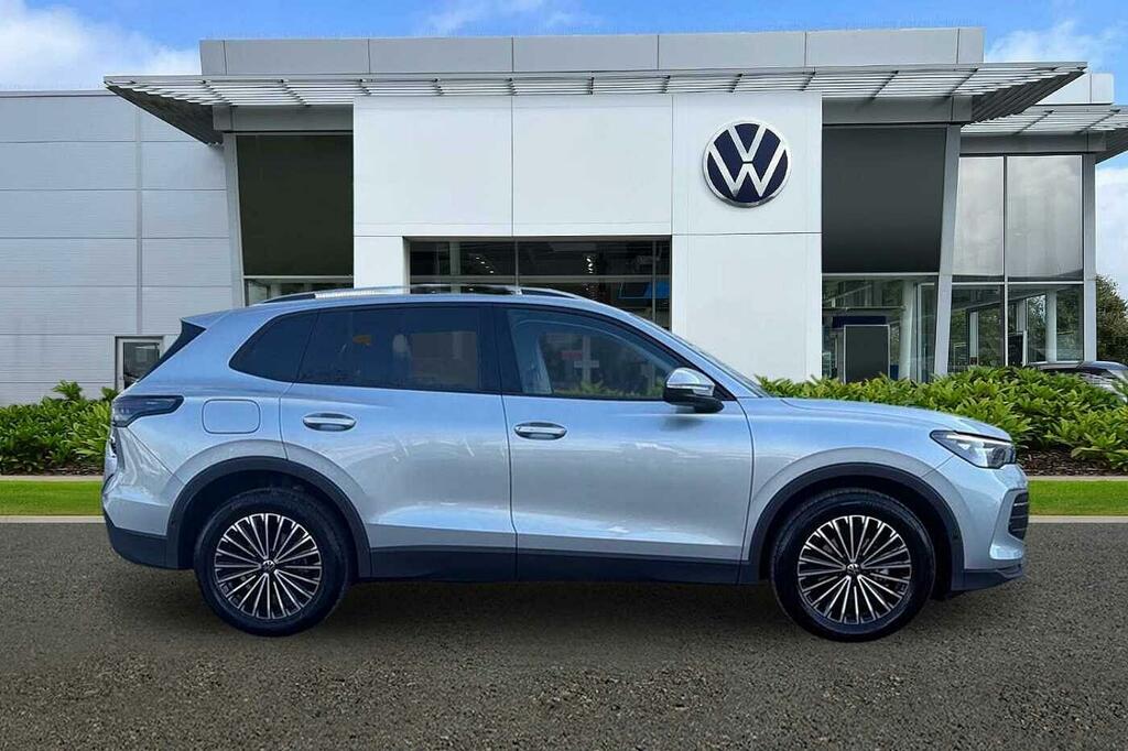 Volkswagen Tiguan 1.5 Etsi 150 Match Dsg HK75WWG #4
