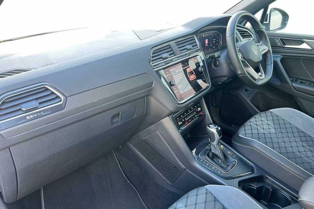 Volkswagen Tiguan 1.4 Tsi Ehybrid R-line Dsg Panoramic Sunroof #2