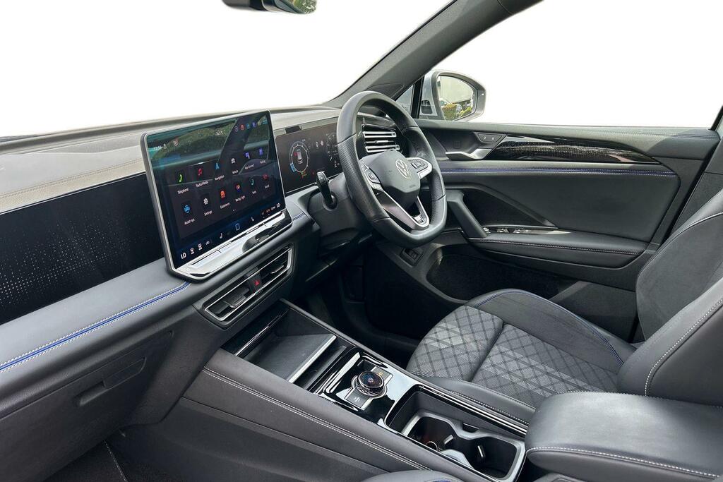 Volkswagen Tiguan 1.5 Etsi 150 R-line Dsg HK25JKY #2
