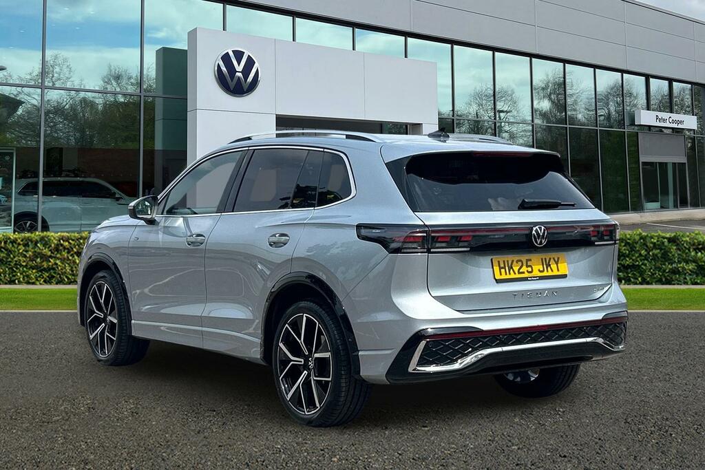 Volkswagen Tiguan 1.5 Etsi 150 R-line Dsg HK25JKY #3