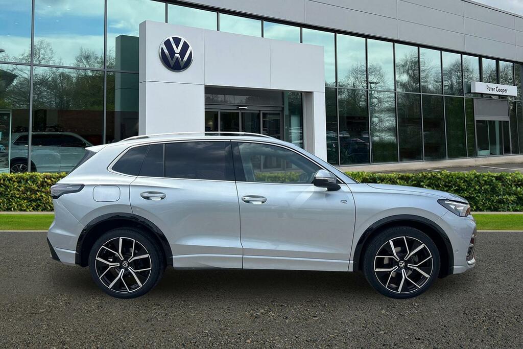 Volkswagen Tiguan 1.5 Etsi 150 R-line Dsg HK25JKY #4