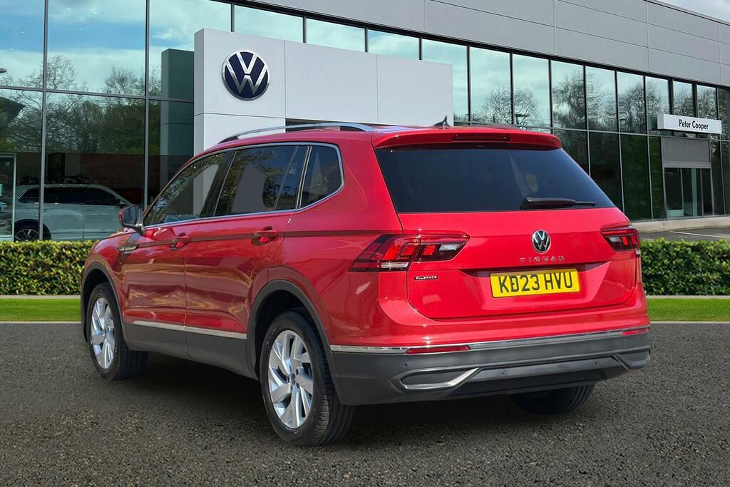 Volkswagen Tiguan Allspace 1.5 Tsi Life Dsg Red #3