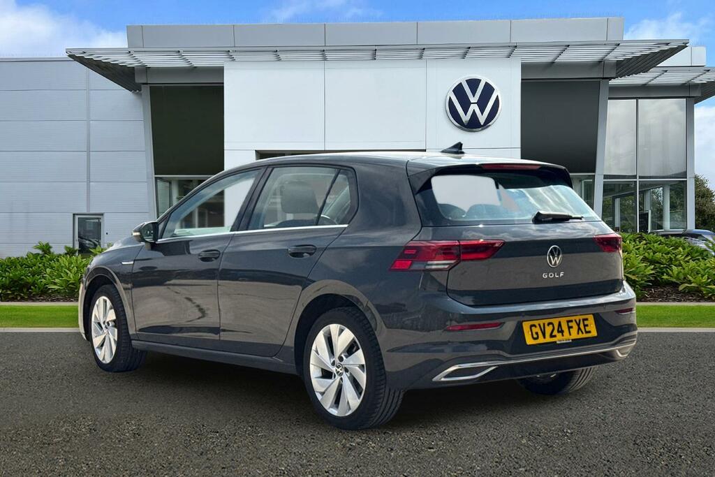 Volkswagen Golf 1.5 Tsi Style GV24FXE #3