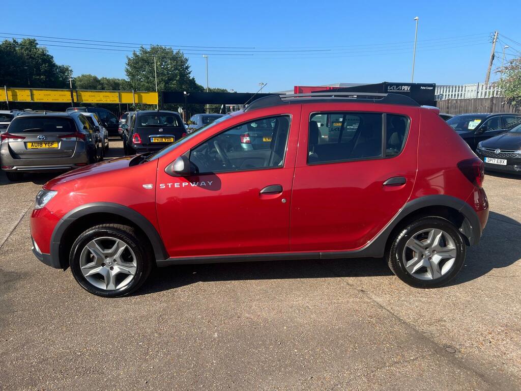 Dacia Sandero Stepway 0.9 Tce Essential Euro 6 Ss HK68EFN Red #4