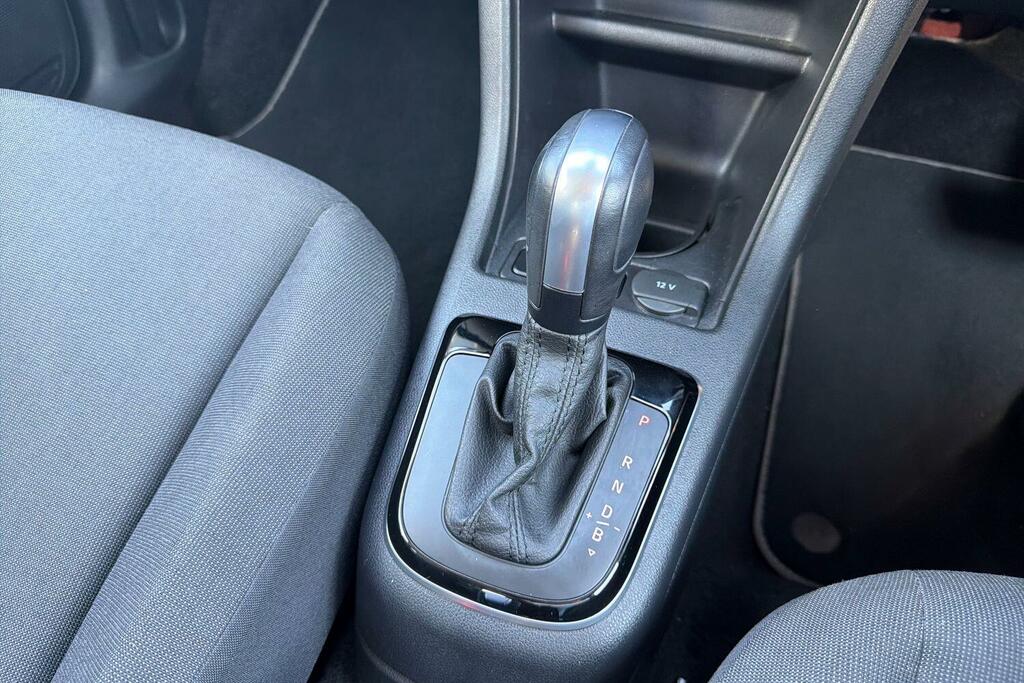 Volkswagen e-Up 32Kwh 5dr Auto Silver #17