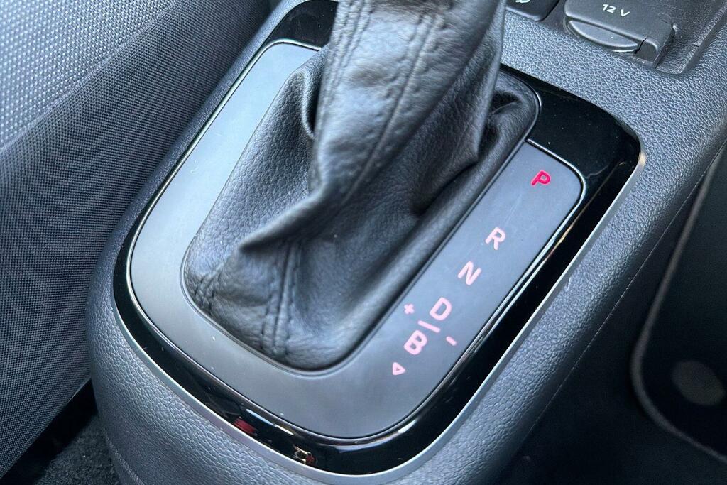 Volkswagen e-Up 32Kwh 5dr Auto Silver #24