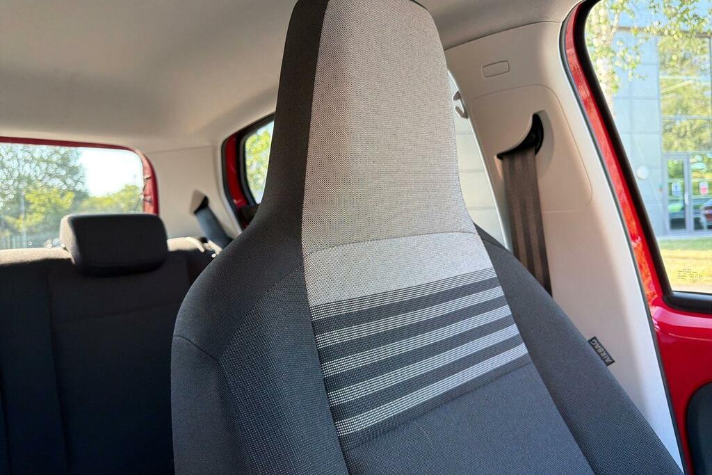 Volkswagen e-Up 32Kwh 5dr Auto Silver #27