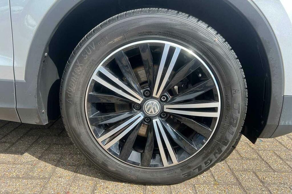 Volkswagen Tiguan 2.0 Tdi 150 Se Nav #5