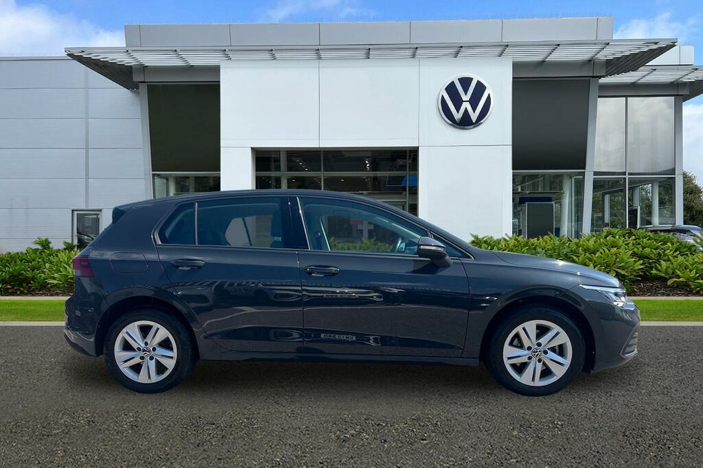 Volkswagen Golf 1.5 Tsi Life PK72TXY  #4