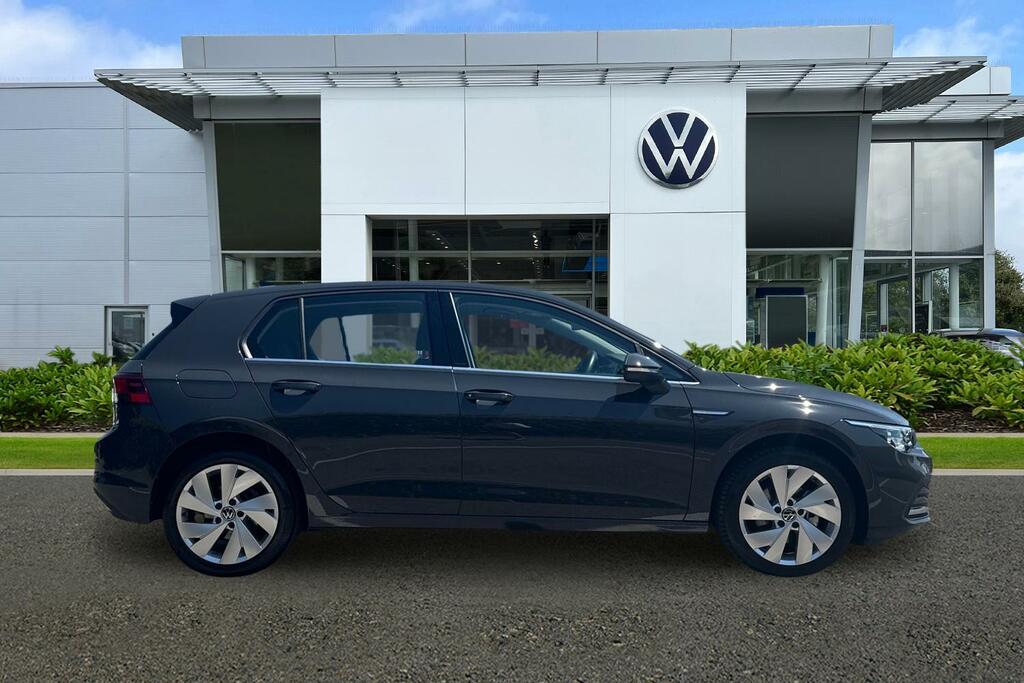 Volkswagen Golf 1.5 Tsi Style BT24OWC #4