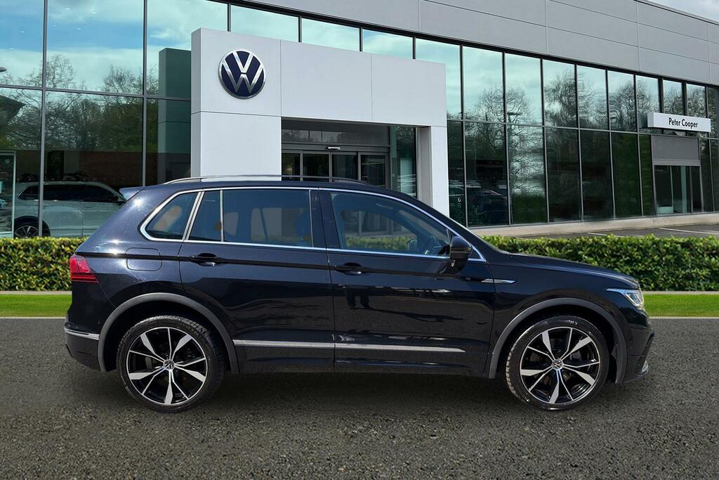 Volkswagen Tiguan 2.0 Tsi 4Motion R-line Dsg Black #4