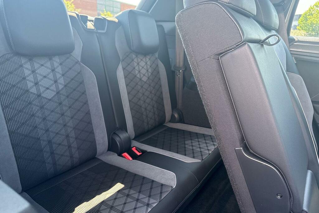 Volkswagen Tiguan Allspace Life 1.5 Tsi 150Ps 7-Speed Dsg Black #25