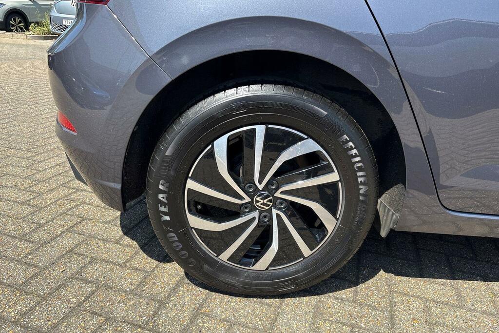 Volkswagen Polo 1.0 Life VN72OUE #5