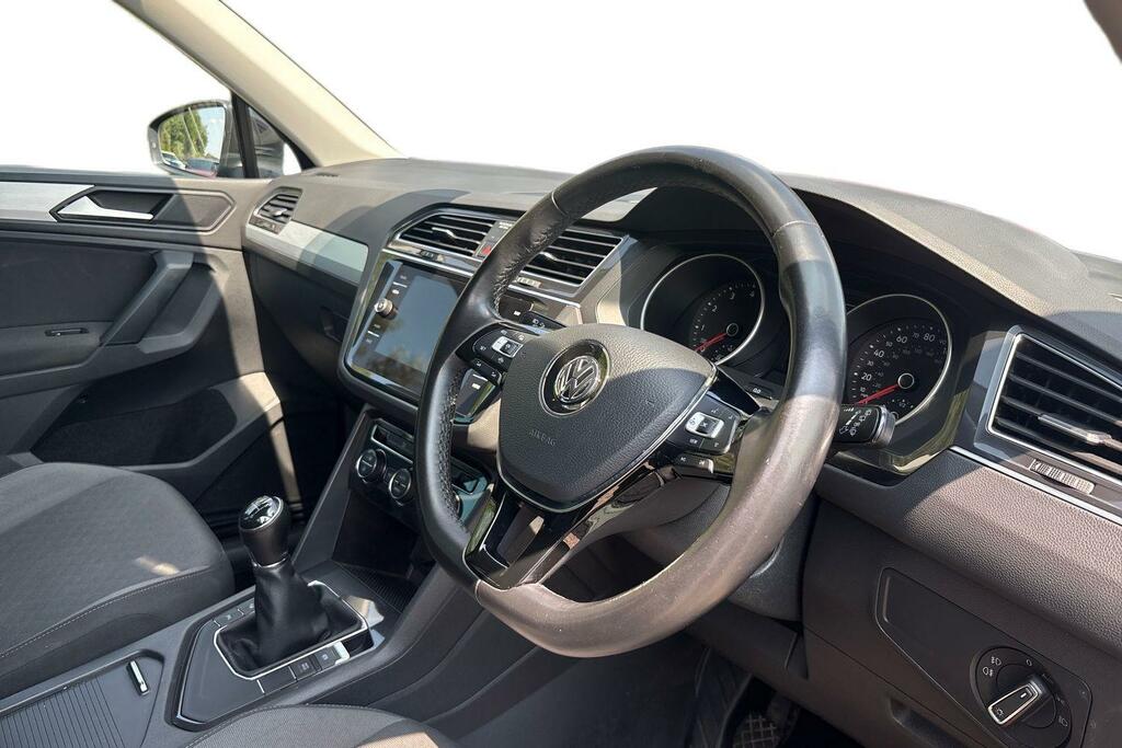 Volkswagen Tiguan 1.5 Tsi Evo 150 Match RO70AHD Black #6