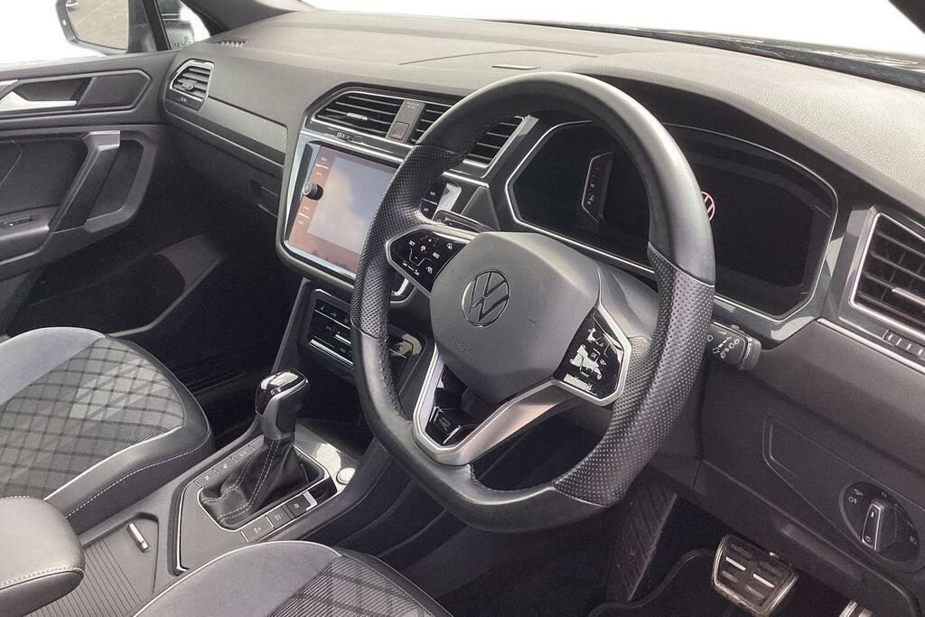 Volkswagen Tiguan Allspace 1.5 Tsi R-line Dsg DF23OWM Black #6