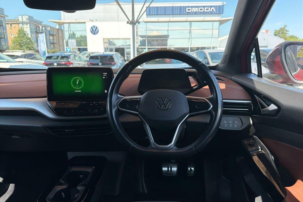 Volkswagen ID.4 Max White #13