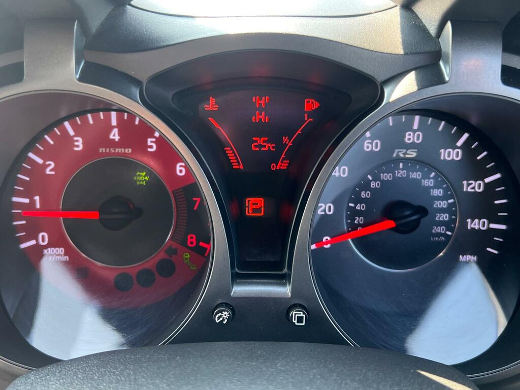 Nissan Juke Tekna Grey #21