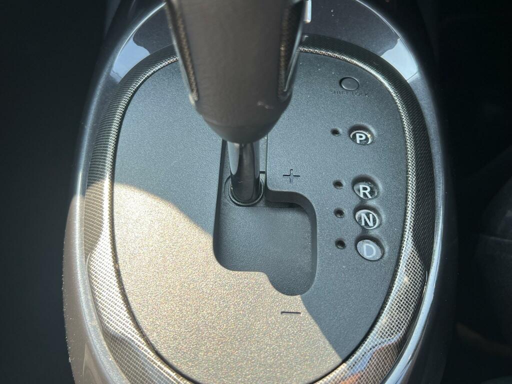 Nissan Juke Tekna Grey #27