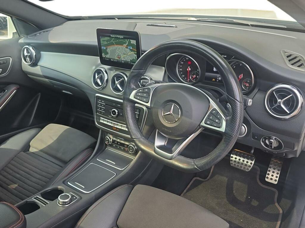 Mercedes-Benz GLA Class 1.6 Gla200 Amg Line Premium Plus 7G-dct Euro 6 #6