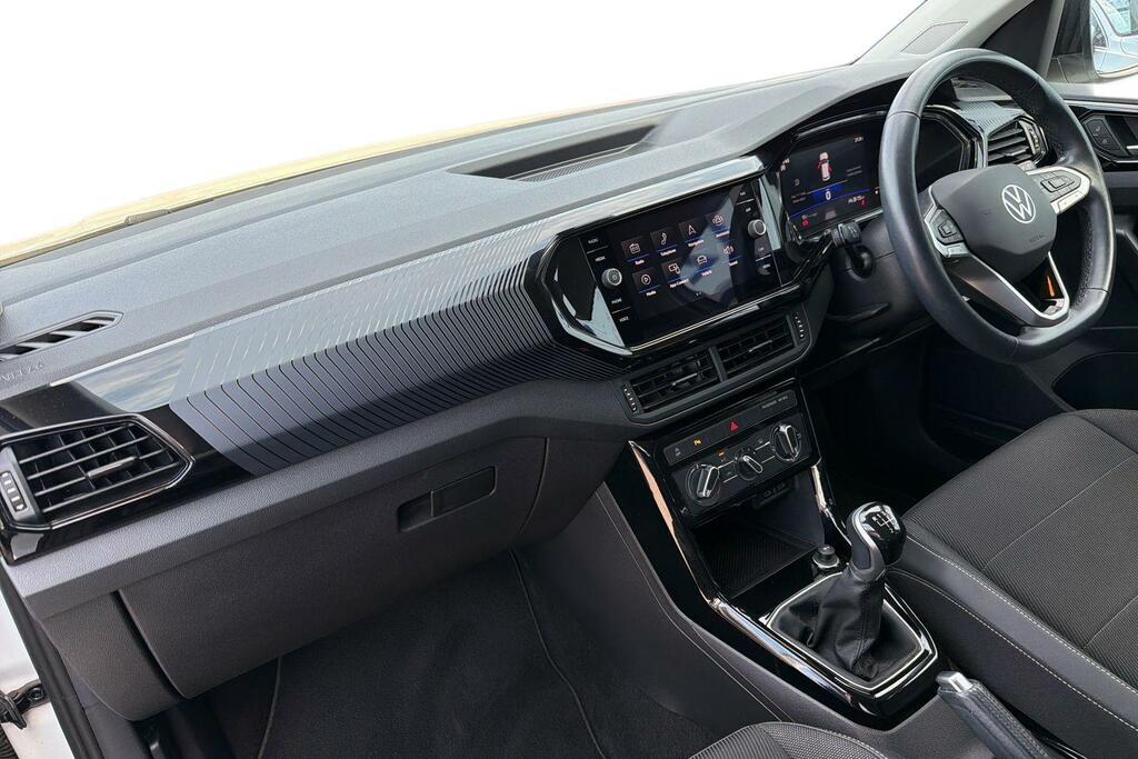 Volkswagen T-Cross 1.0 Tsi Black Edition HN72KGJ White #2