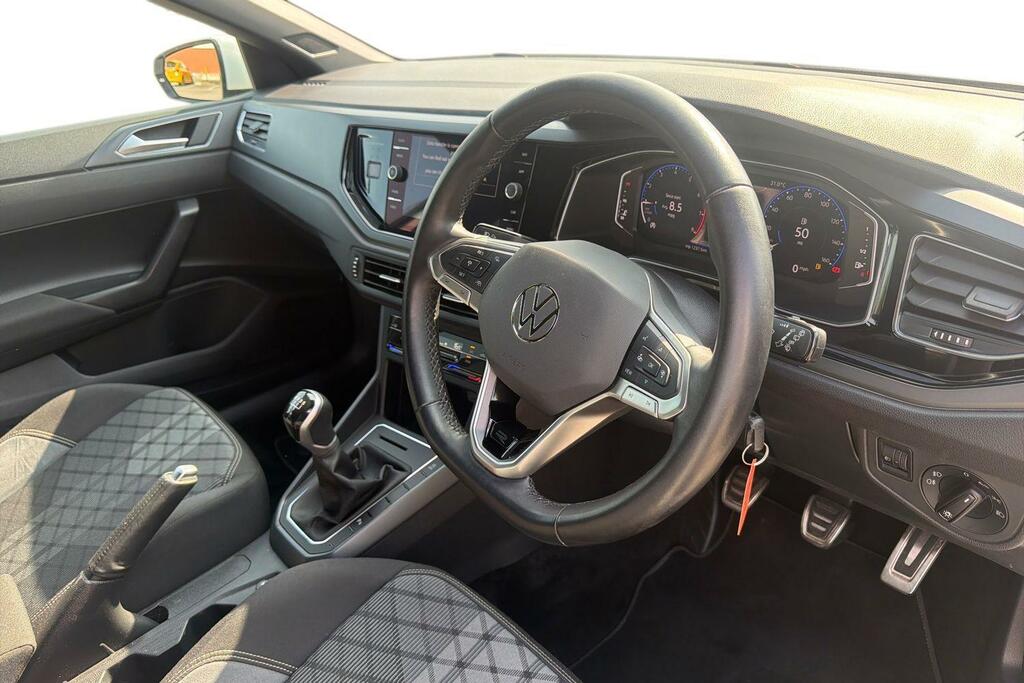 Volkswagen Polo 1.0 Tsi R-line HY74JUA White #6