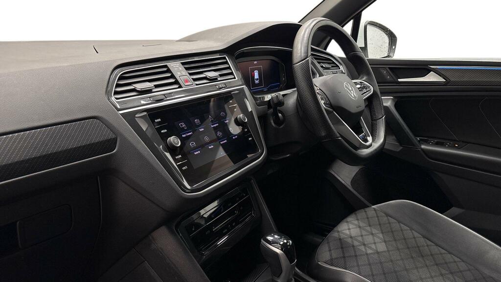Volkswagen Tiguan 1.5 Tsi 150 R-line Edition Dsg ND23EFU White #2