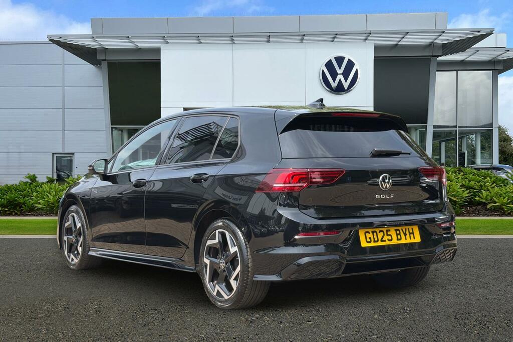 Volkswagen Golf 1.5 Tsi 150 R-line GD25BYH #3