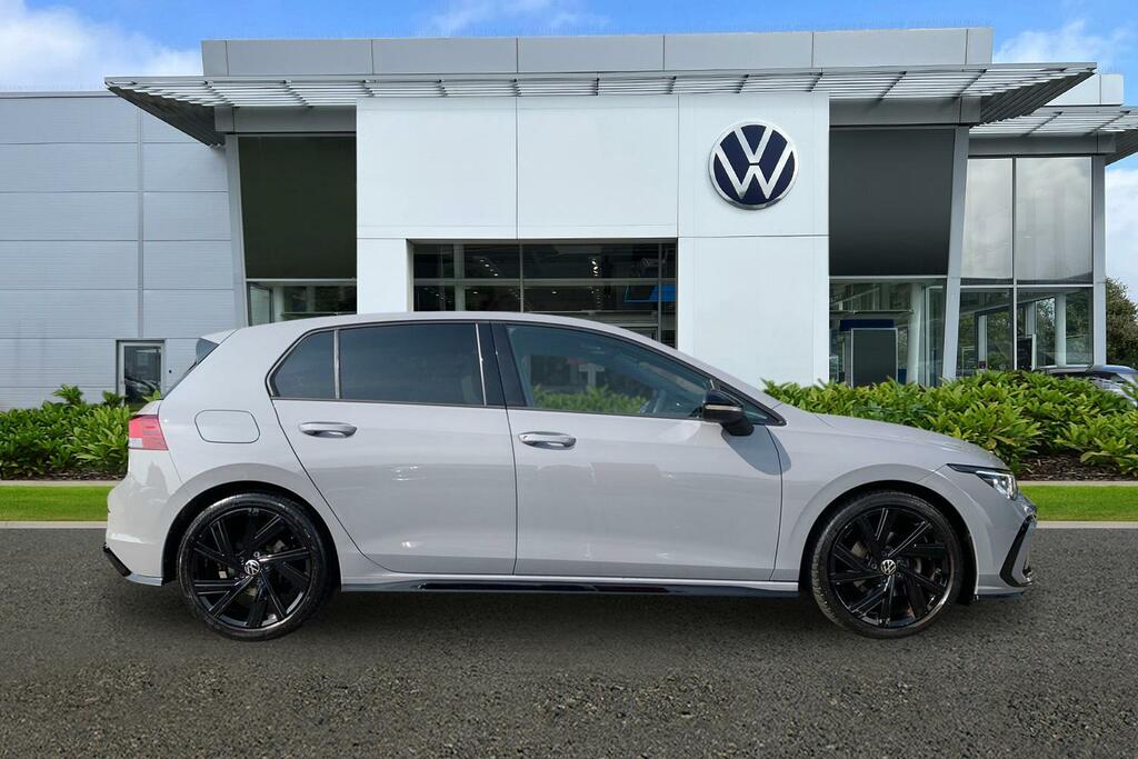 Volkswagen Golf 1.5 Etsi 150 Black Edition Dsg VO24ZZT #4
