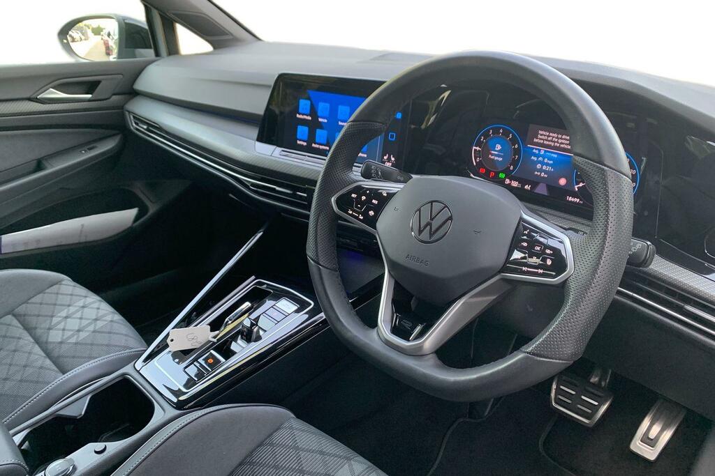 Volkswagen Golf 1.5 Etsi 150 Black Edition Dsg VO24ZZT #6