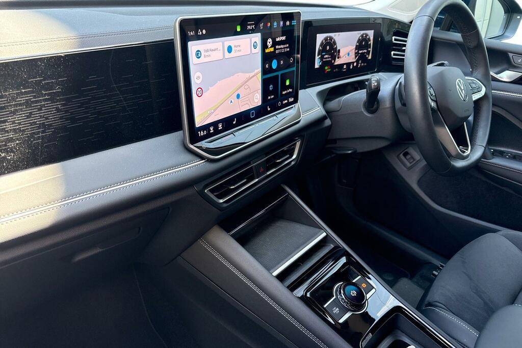 Volkswagen Tiguan 1.5 Etsi 150 Elegance Dsg  #2