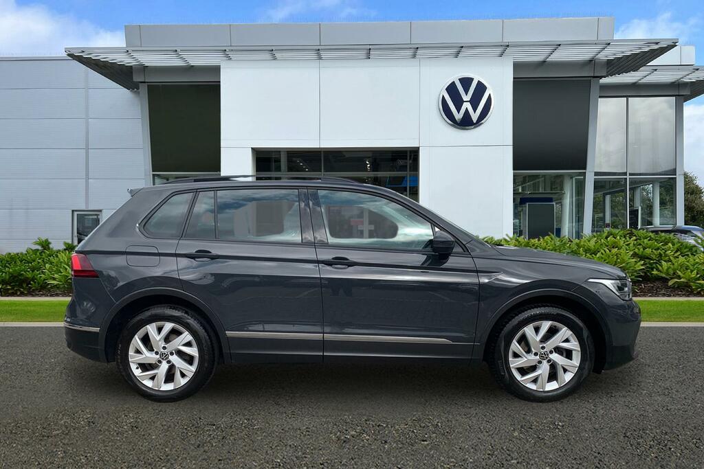 Volkswagen Tiguan 1.5 Tsi 150 Life Dsg ML22OUA  #4