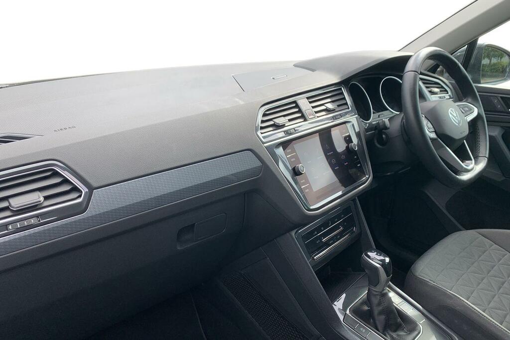 Volkswagen Tiguan 1.5 Tsi 150 Life Dsg ML22OUA  #2